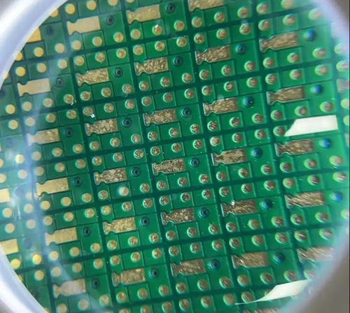 최신품은 뉴스를 따릅니다 ENEPIG 에 관한 것